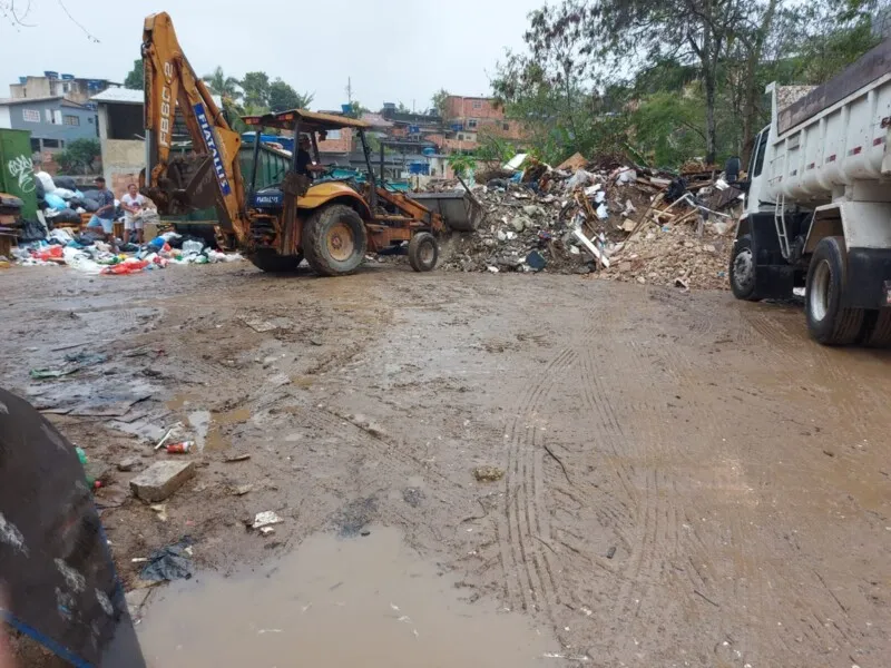 Ação foi em terreno da Rua Frei Orlando, em Pendotiba 