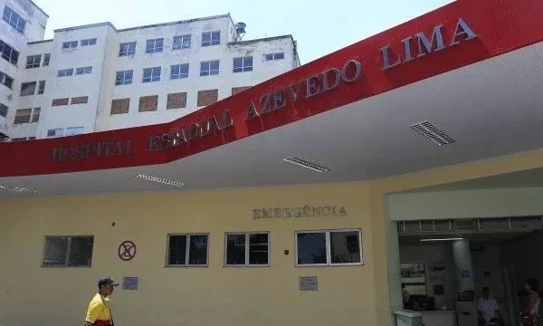 Ela apresentou ferimentos leves e ainda passará por alguns exames