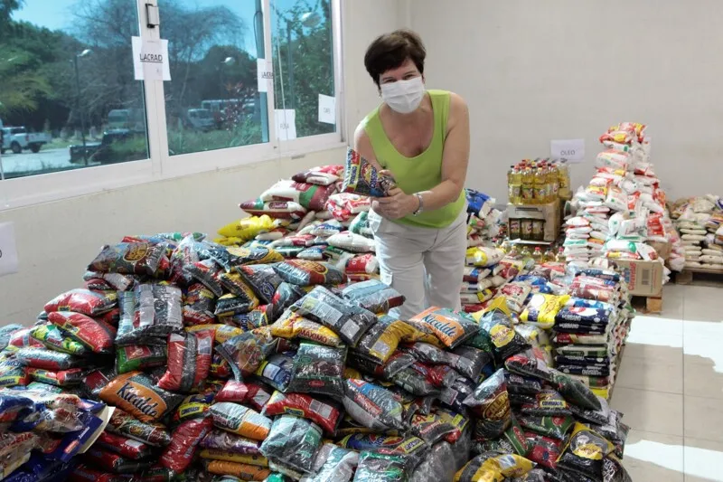 No total já são mais de 47,5 toneladas de alimentos recebidos.