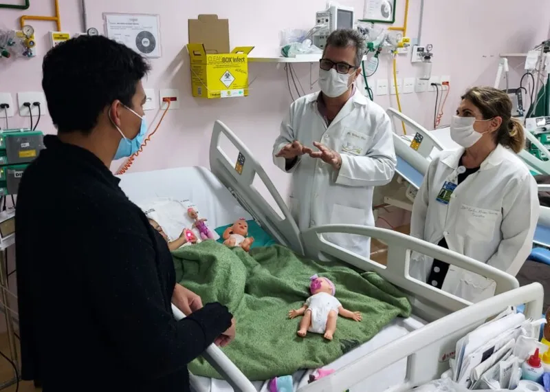 O procedimento foi realizado no Hospital Estadual Alberto Torres