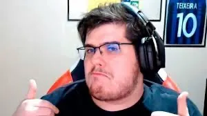 Streamer ainda pediu para que seus seguidores também ajudassem
