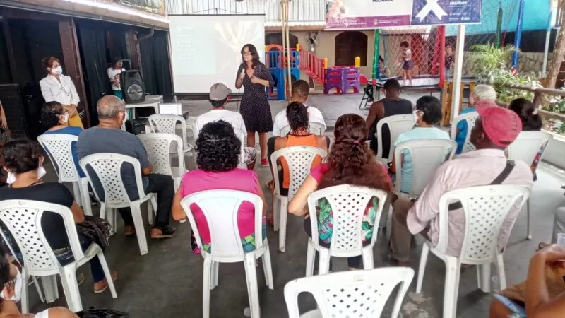 A palestra foi feita com o intuito de conscientizar os moradores locais sobre o assunto.