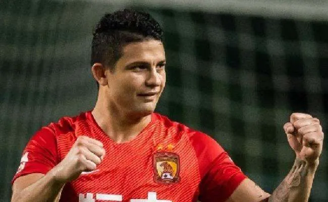 Elkeson estava no Guangzhou Evergrande, da China
