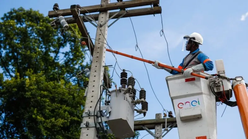 Ação incluirá fiscalizações, em conjunto com a Polícia Civil, para combater o furto de energia na região