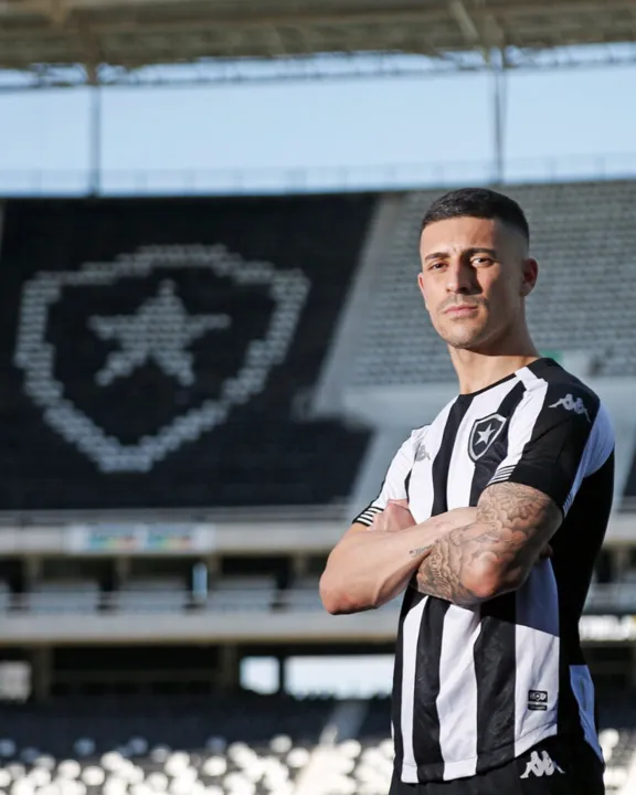 Philipe Sampaio foi anunciado no Botafogo