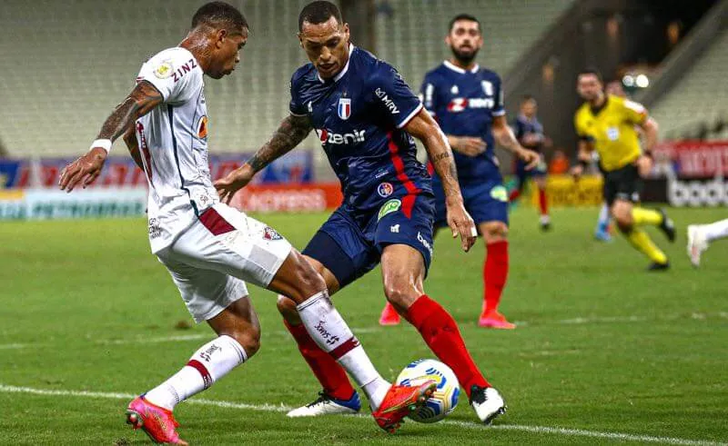 No primeiro turno, no Castelão, Fortaleza e Fluminense empataram por 1 a 1 