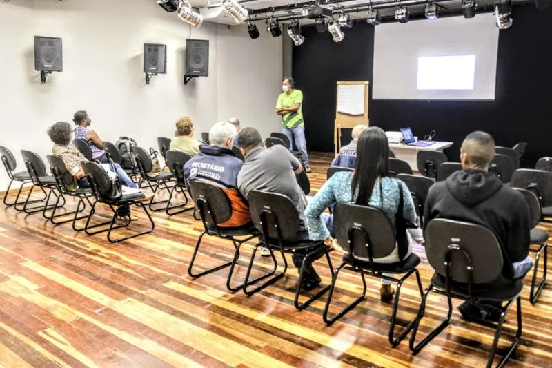 Curso Controle de Formigas e Cupins para produtores rurais de Itaboraí