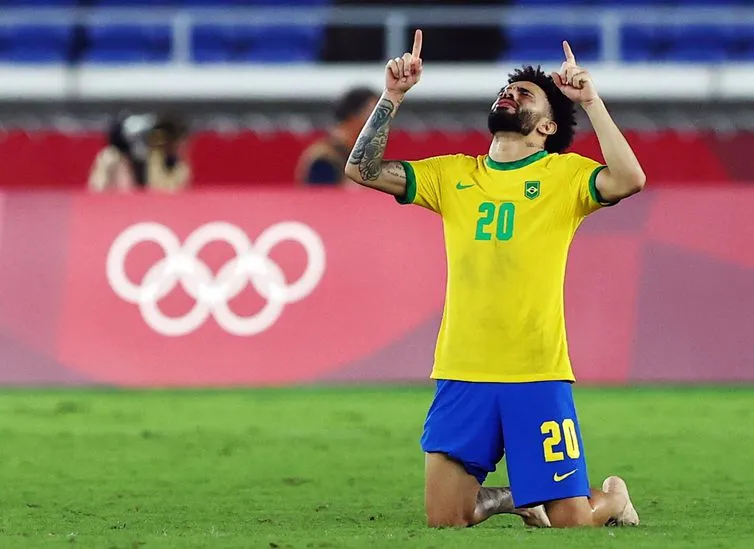 Claudinho vai para a Rússia 
