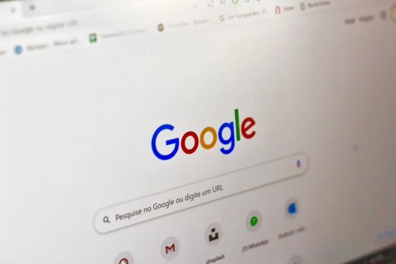 Na decisão negando o pedido, o magistrado destacou que o Google é apenas “o proprietário e operador de um motor de busca