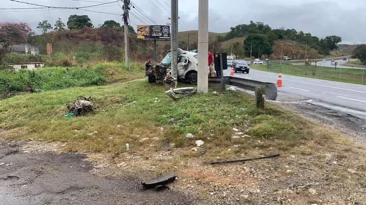 Colisão aconteceu na BR-101, na altura de Tanguá 
