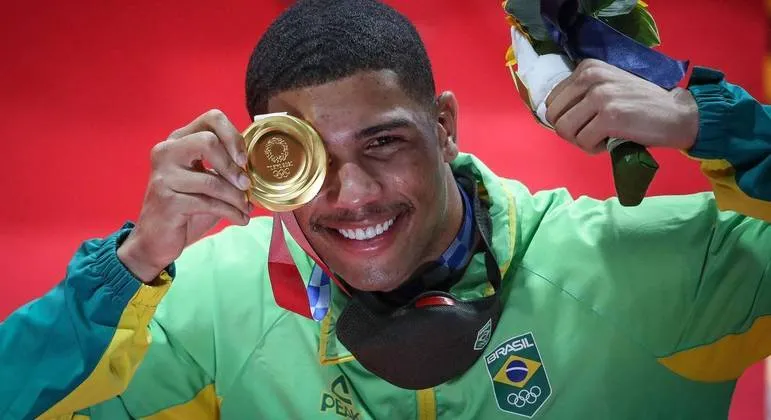 Herbert conseguiu nocautear adversário no final 