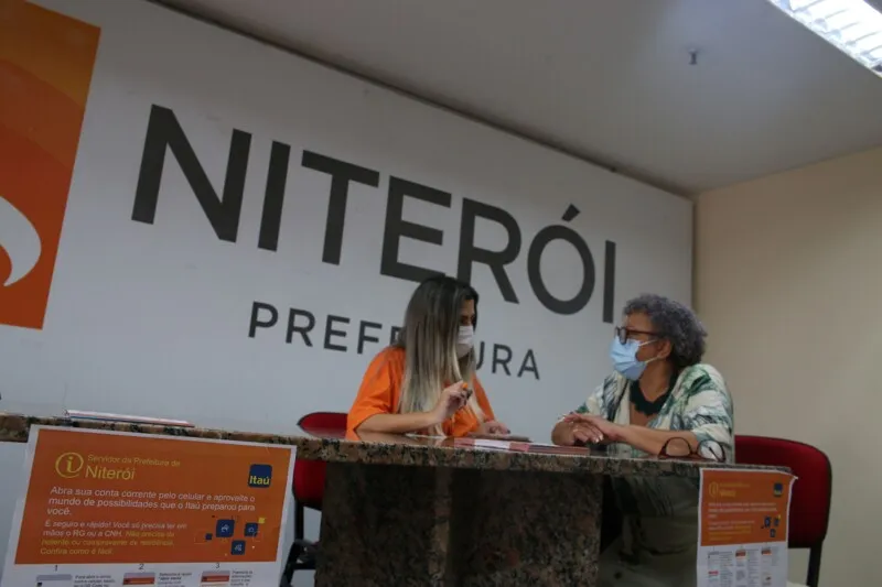 Imagem ilustrativa da imagem Servidores da Prefeitura de Niterói têm até o próximo dia 19 para migrar contas bancárias