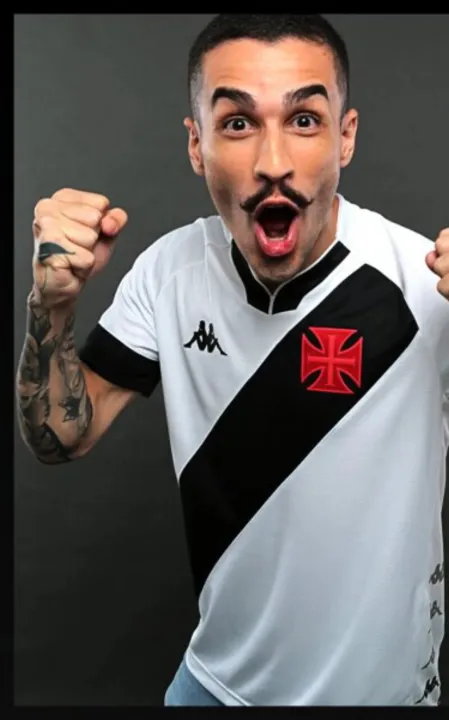 Camisa possui referências a São Januário