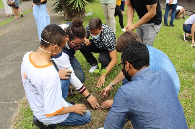 Esta é uma parceria entre as secretarias de Educação e Clima por meio do Programa Cidade Educadora