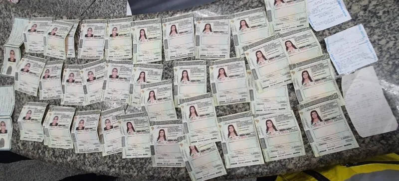 Documentos eram falsificados para saque do auxílio emergencial