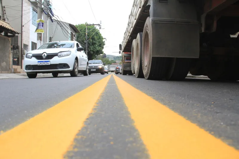 Vias importantes estão sendo recapeadas
