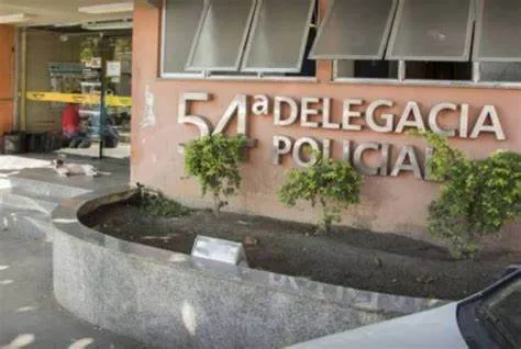 Três pessoas foram presas na ação da polícia