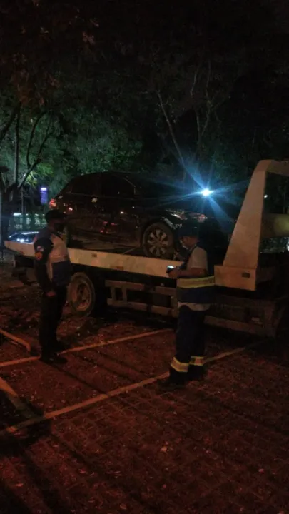O veículo foi localizado, graças a informações de transeunte 