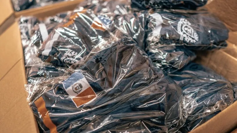 Prefeitura entregou novos modelos de uniformes aos alunos