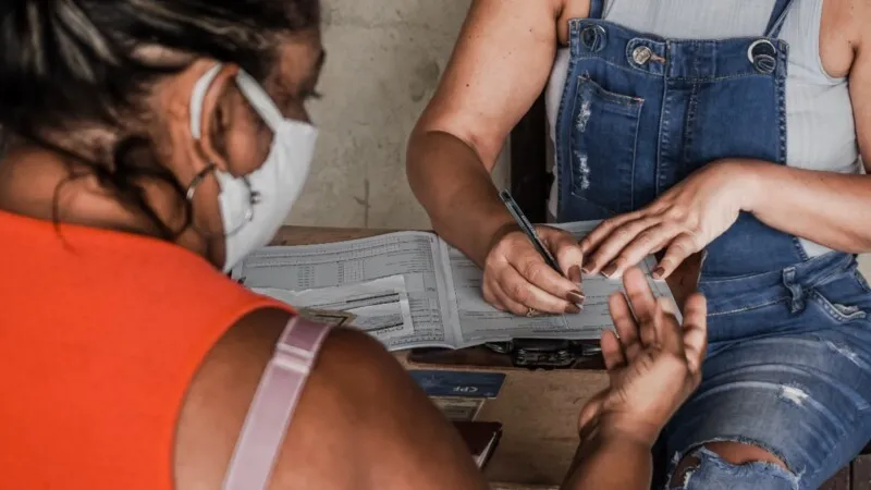 CRAS Itinerante na Praça  Marechal Floriano Peixoto, em Itaboraí