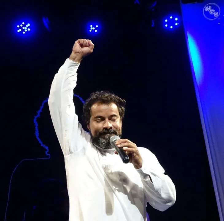 Espetáculo 'Gonzaguinha', com o ator Rogério Silvestre