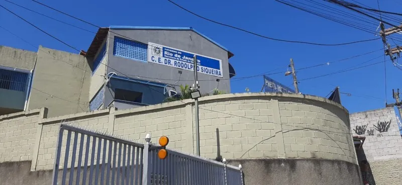 Alunos têm sofrido com a alta da temperatura
