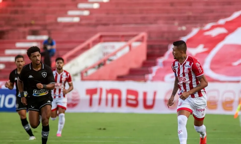 Botafogo quer vencer para continuar 'firme' no G-4