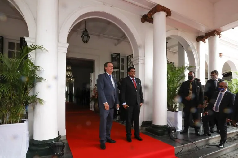 Bolsonaro e Santokhi