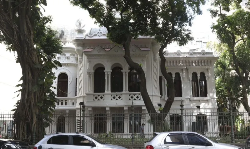Espaço Cultural Arte Sesc, na Mansão Figner, no Flamengo