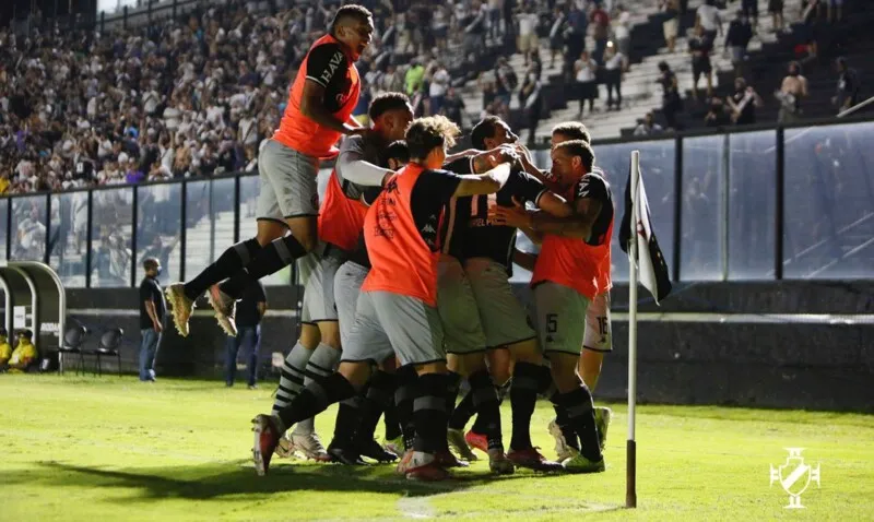 Vasco 2 x 0 Goiás