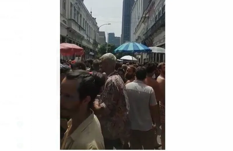 Bloco clandestino no Centro do Rio