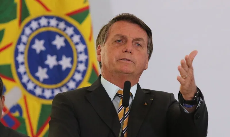 Levantamento indica queda na aprovação de Bolsonaro