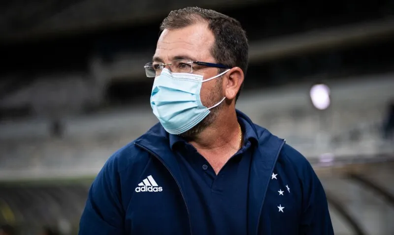 Enderson Moreira, ex-técnico do Botafogo