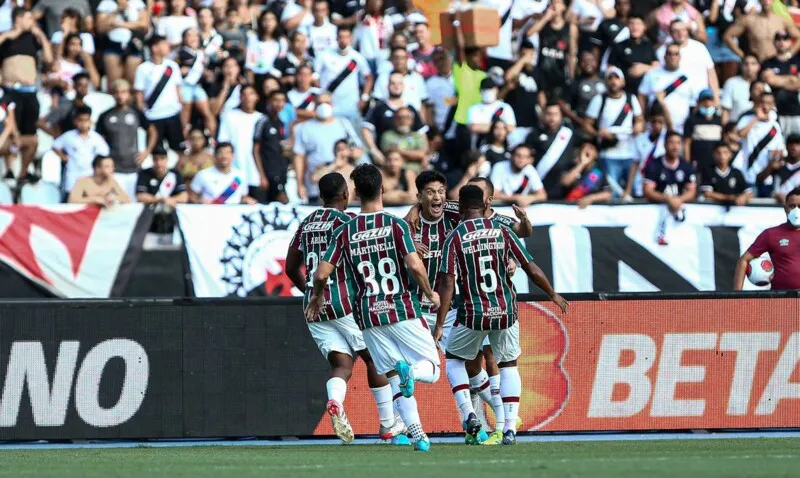 Fluminense é líder isolado do Carioca com 24 pontos