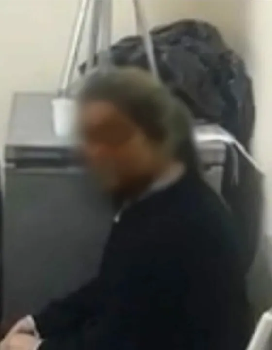 Ela chegou a ser presa, mas responderá em liberdade