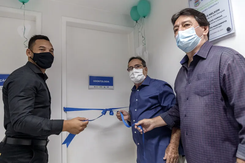 O evento contou com a presença do vice-prefeito Sérgio Gevu, do subsecretário de Odontologia Dr. Paulo Alberto, e do vereador Juan Oliveira