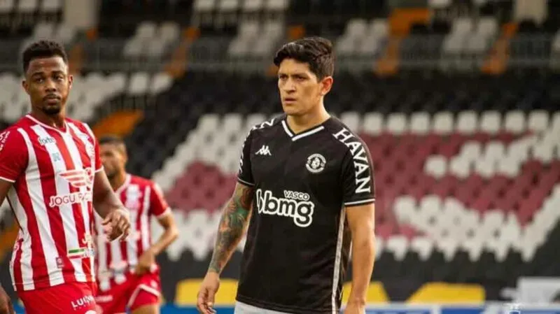 No primeiro turno, em São Januário, Vasco e Náutico empataram por 1 a 1 