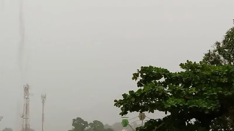 Os ventos estarão fracos a moderados e a temperatura mínima prevista é de 20°C e a máxima de 26°C.