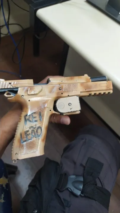 Pistola apreendida 