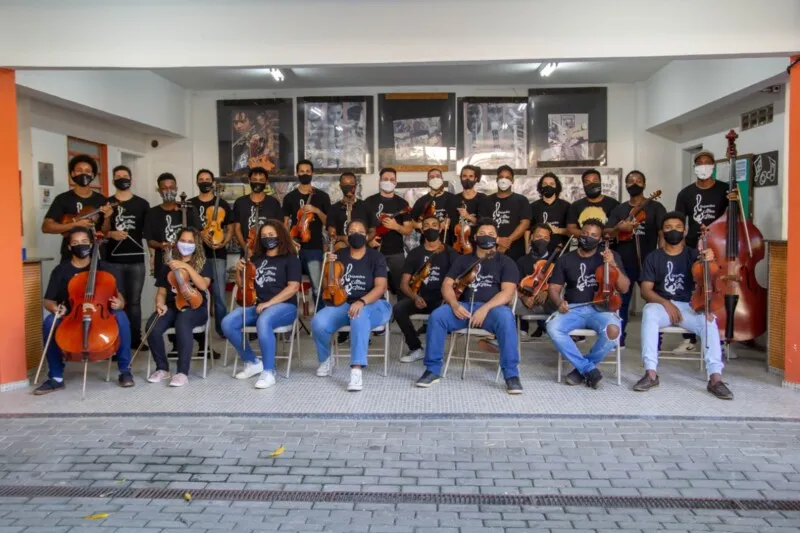 Orquestra da Grota retorna presencialmente ao Theatro