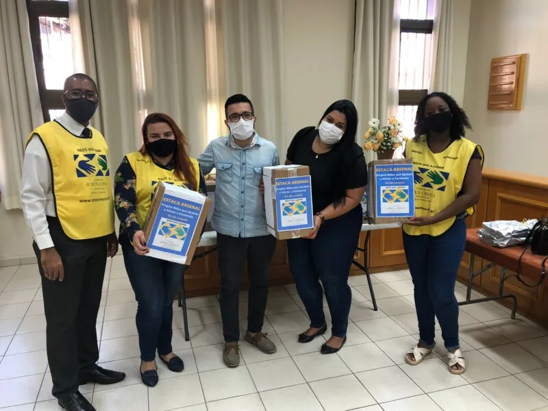 O evento de hoje ocorreu no Vila Três e reuniu representantes da Igreja e do Hospital