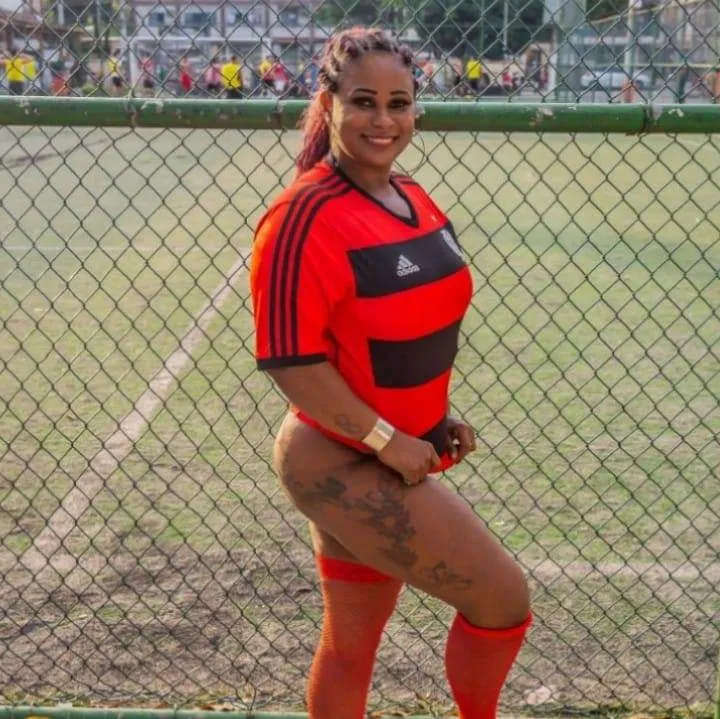 Ela está concorrendo como musa do Flamengo