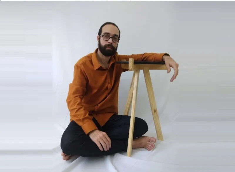 Márcio Ribeiro e sua Mesa Aylla