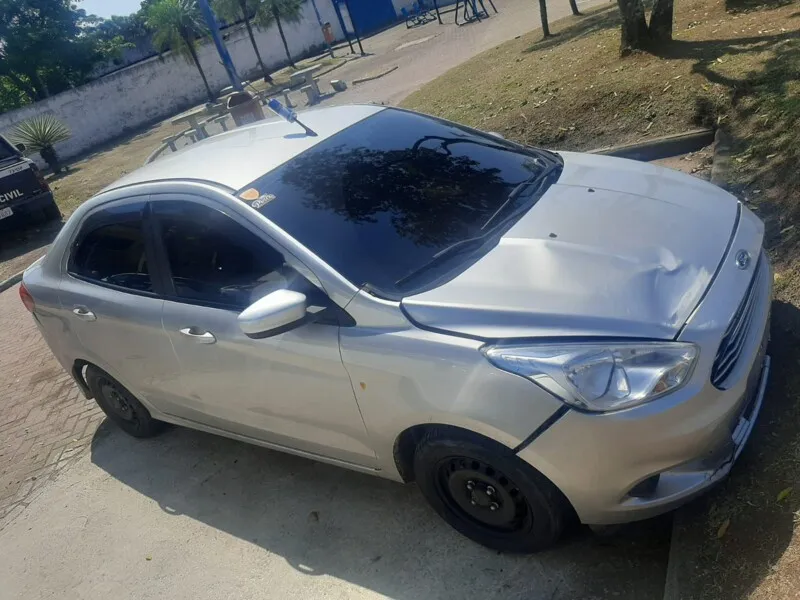 O carro envolvido no acidente foi apreendido