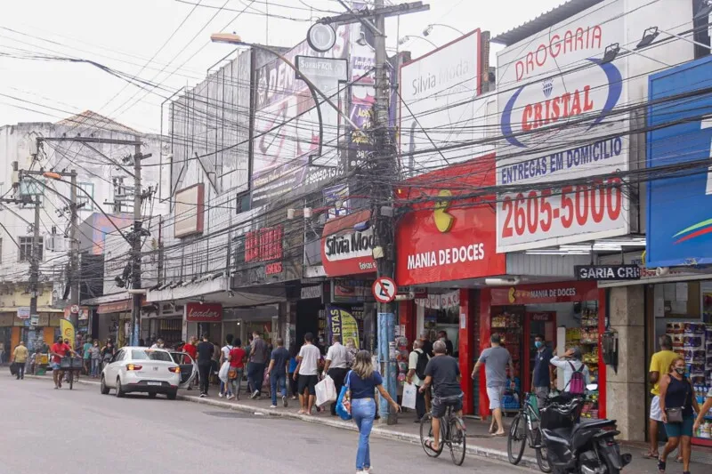 Comércios voltam a abrir em SG