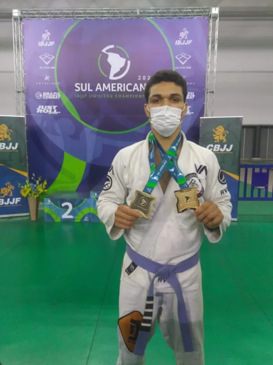 O jovem já conquistou prêmios em outras competições 