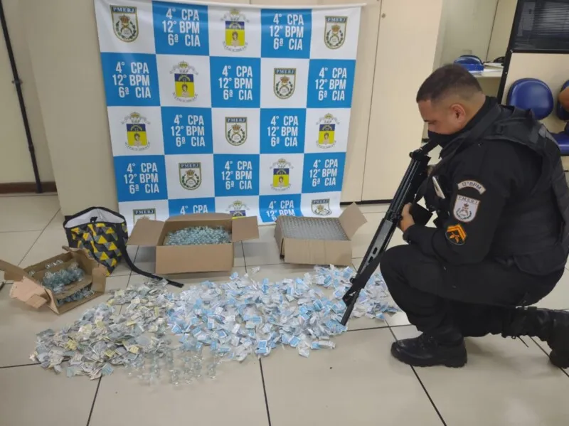 Ela foi presa em flagrante pelo crime de trafico de drogas