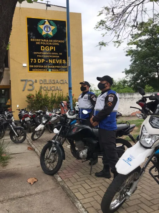 A moto foi apreendida 