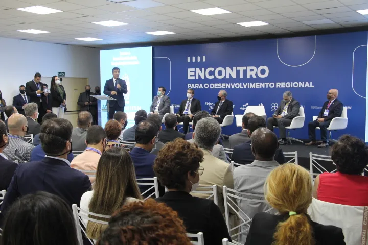 Líderes e políticos se reuniram em evento em Maricá 