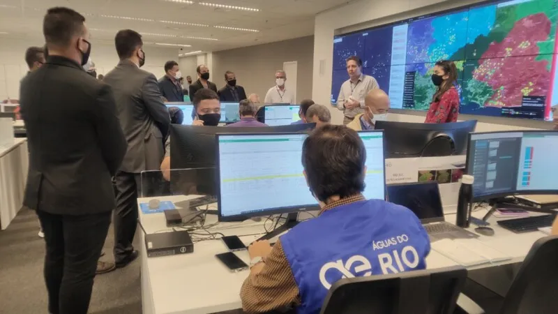 A visita contou com a presença de 15 vereadores